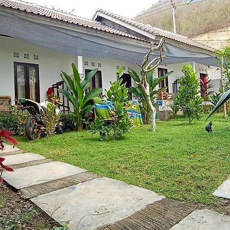 Ariata Arya Hostel Kuta  Екстер'єр фото