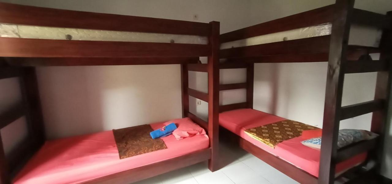 Ariata Arya Hostel Kuta  Екстер'єр фото